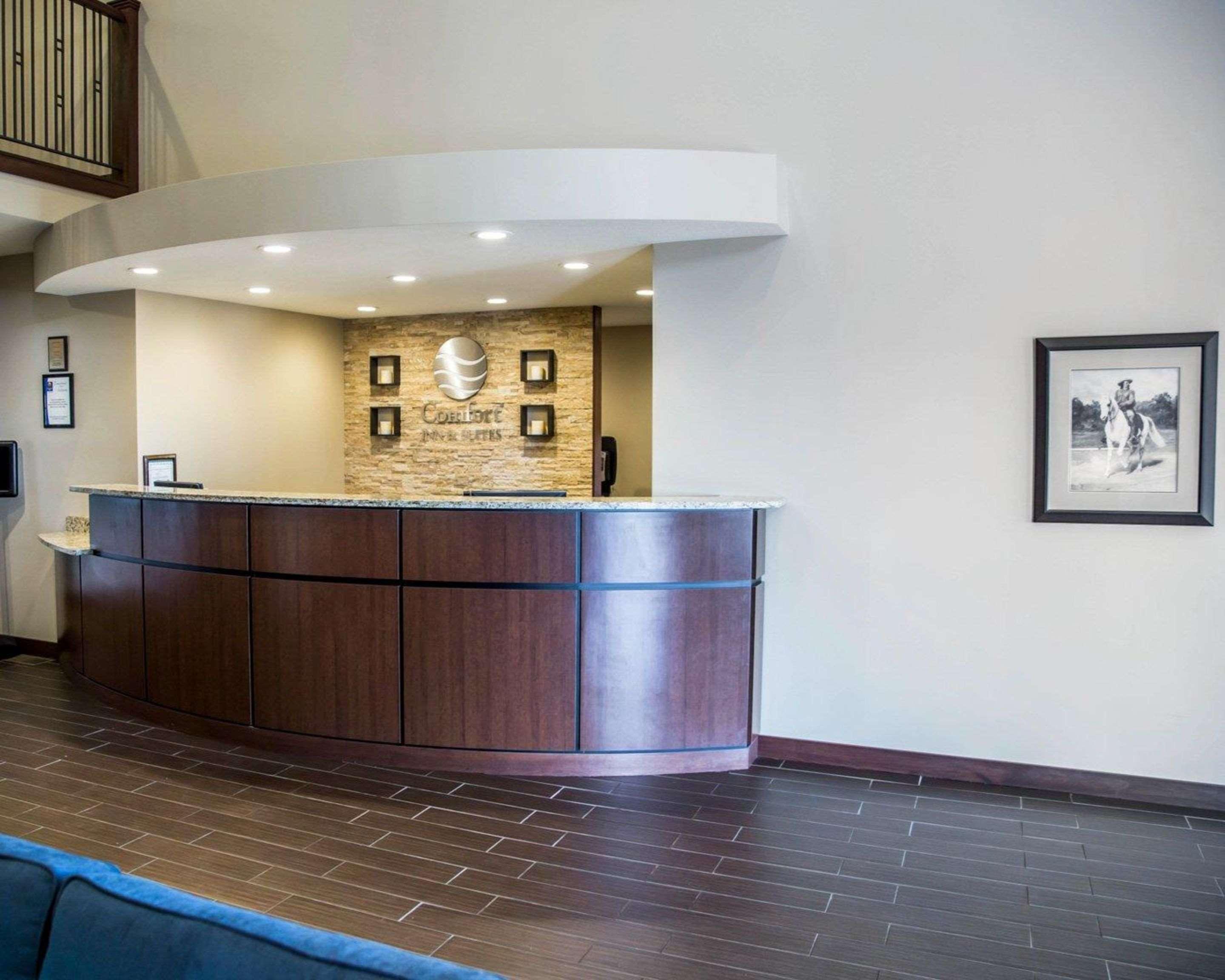 Comfort Inn & Suites Riverview Near Davenport And I-80 Le Claire Exteriör bild