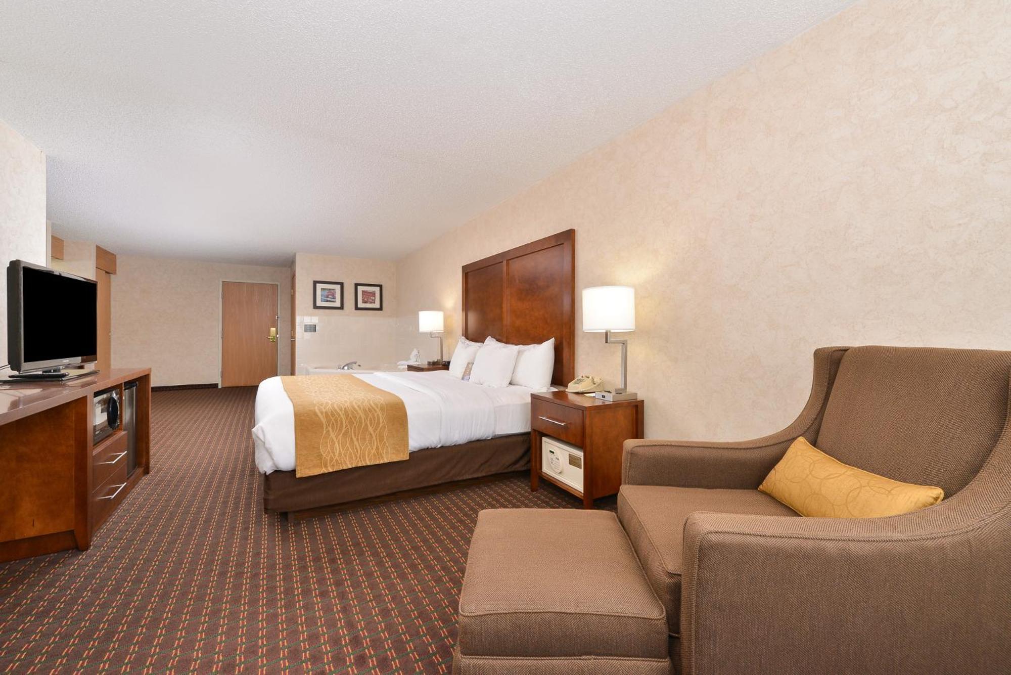 Comfort Inn & Suites Riverview Near Davenport And I-80 Le Claire Rum bild