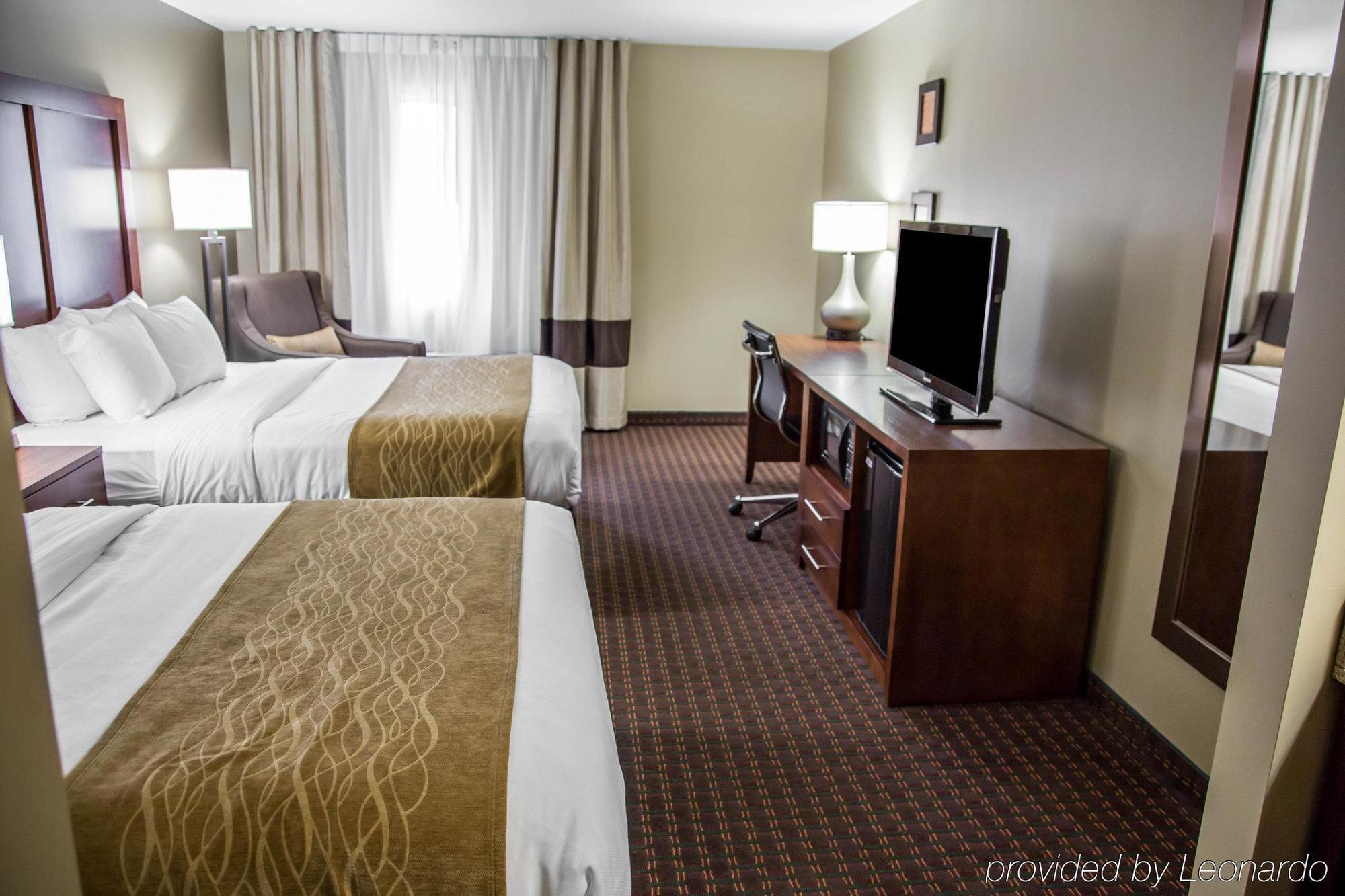 Comfort Inn & Suites Riverview Near Davenport And I-80 Le Claire Exteriör bild