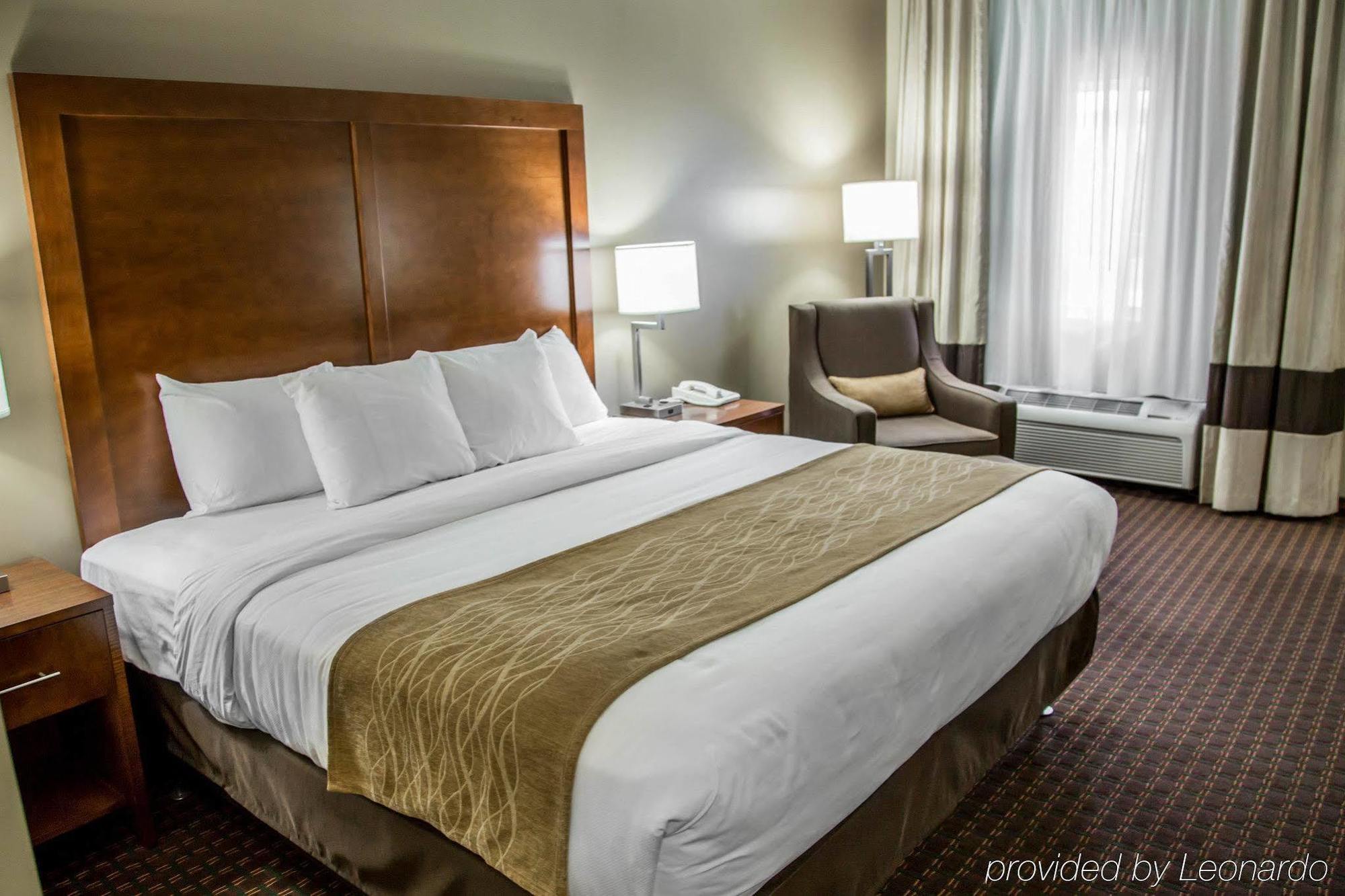 Comfort Inn & Suites Riverview Near Davenport And I-80 Le Claire Exteriör bild