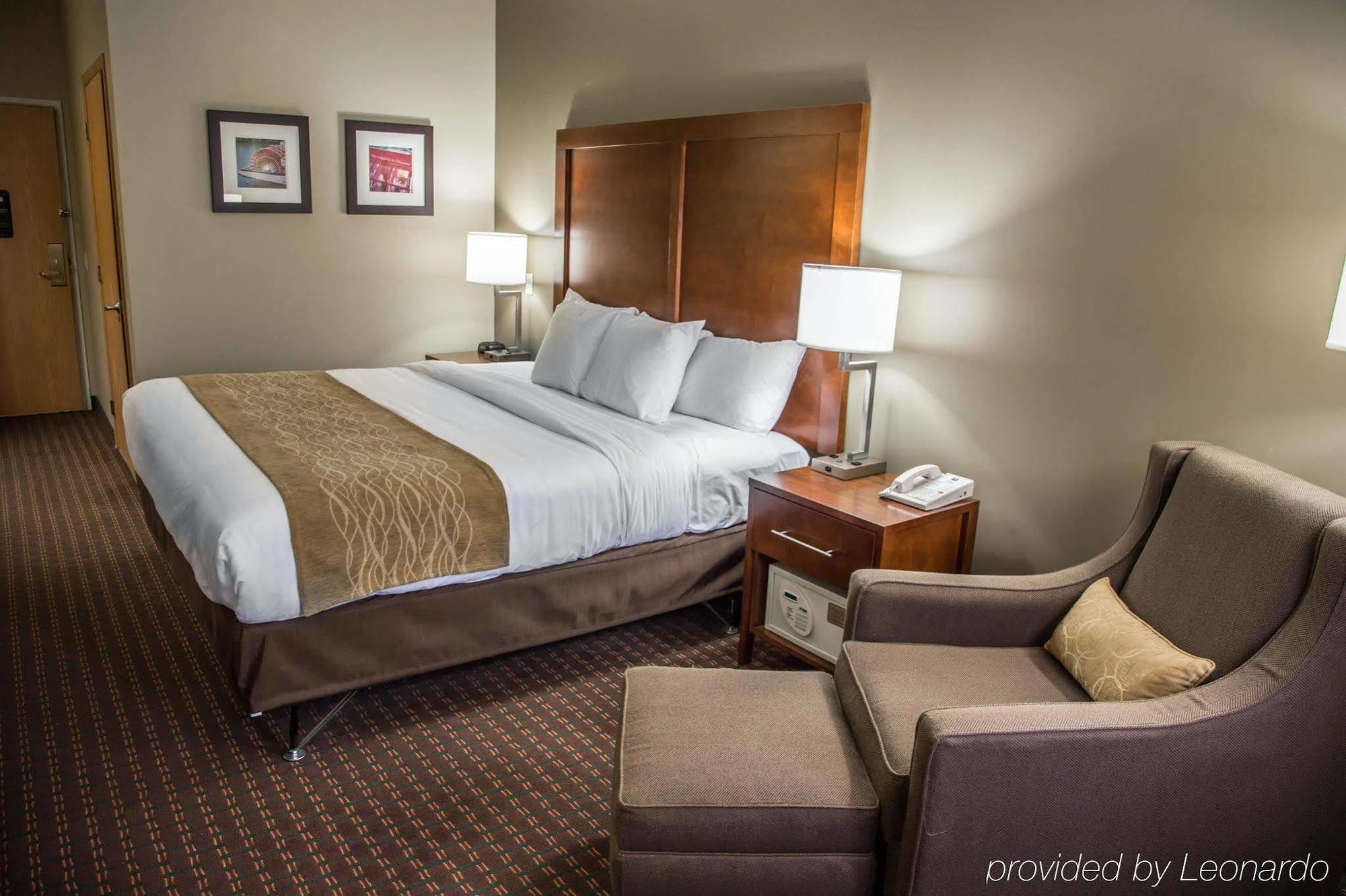 Comfort Inn & Suites Riverview Near Davenport And I-80 Le Claire Exteriör bild