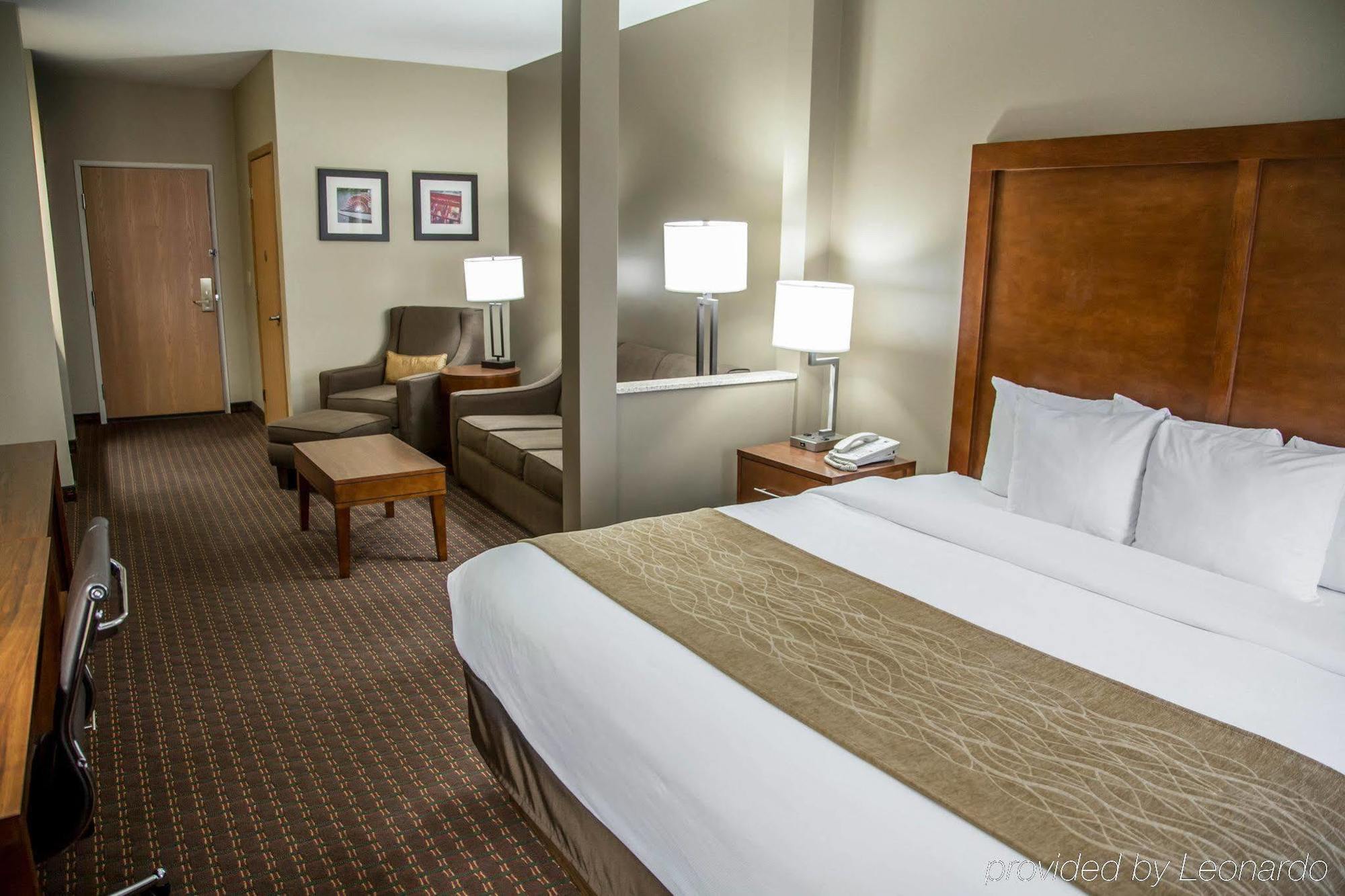 Comfort Inn & Suites Riverview Near Davenport And I-80 Le Claire Exteriör bild